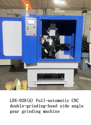 LDX-028A Rettificatrice per lame per sega TCT laterale a doppia testa CNC completamente servo